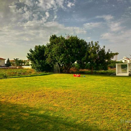 Constantaras Apartments Protaras Luaran gambar