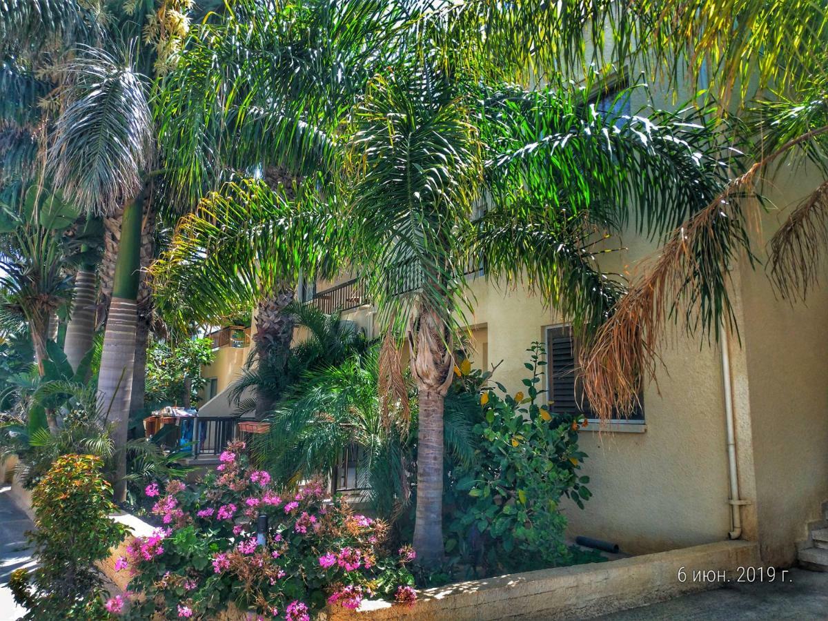 Constantaras Apartments Protaras Luaran gambar