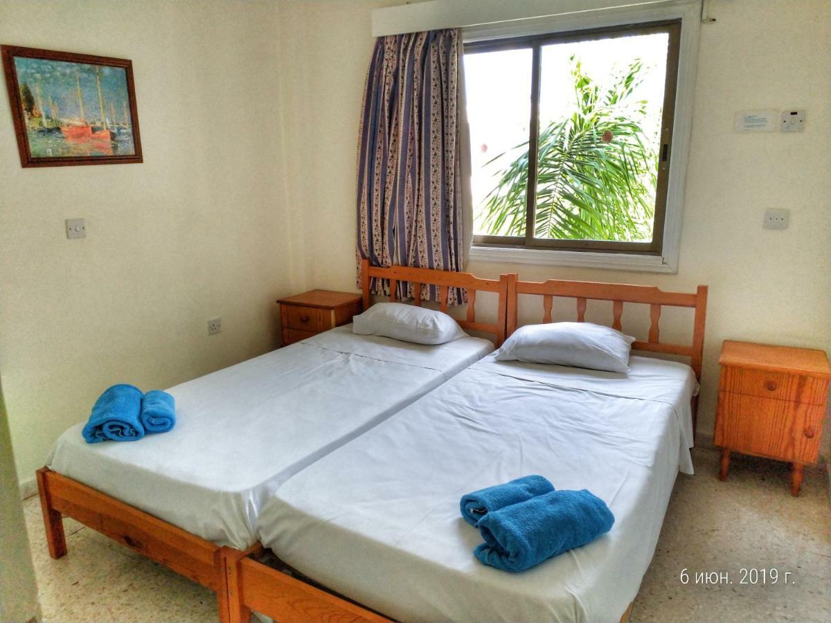 Constantaras Apartments Protaras Luaran gambar