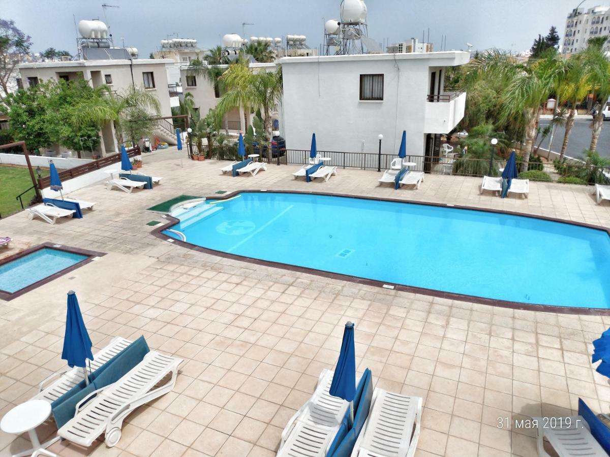 Constantaras Apartments Protaras Luaran gambar